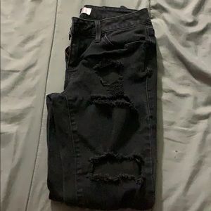 Black ripped jeans size 7